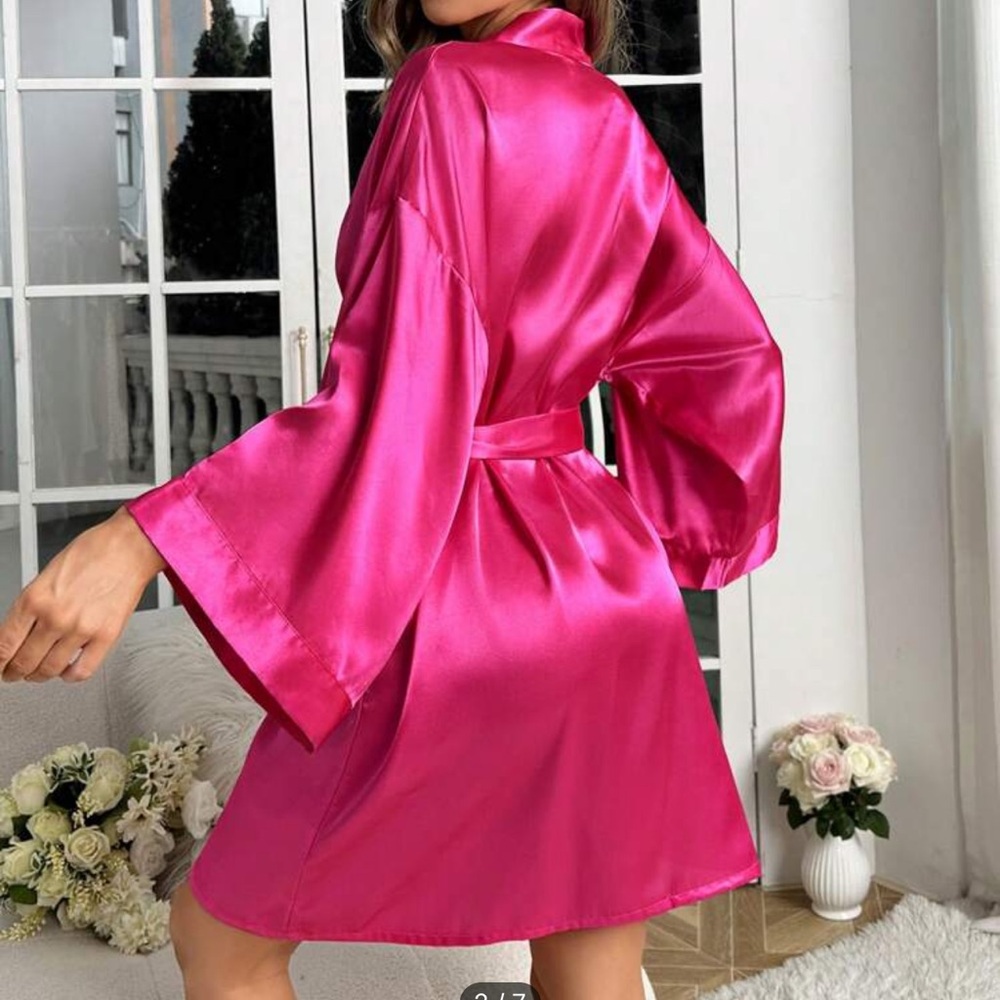 SHEIN Pink Robe - Picture 2 of 2
